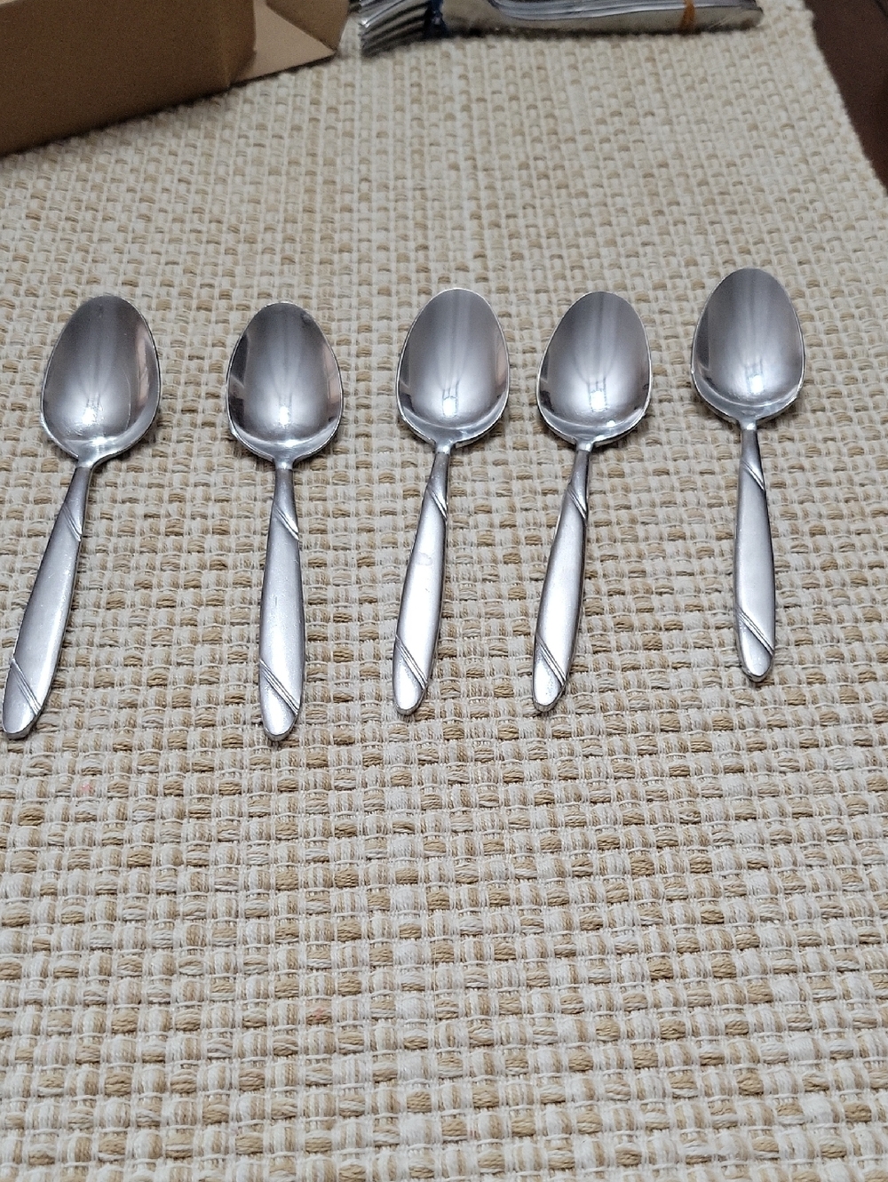 Oneida Risotto Silver Stainless Steel Teaspoons - Set of 5